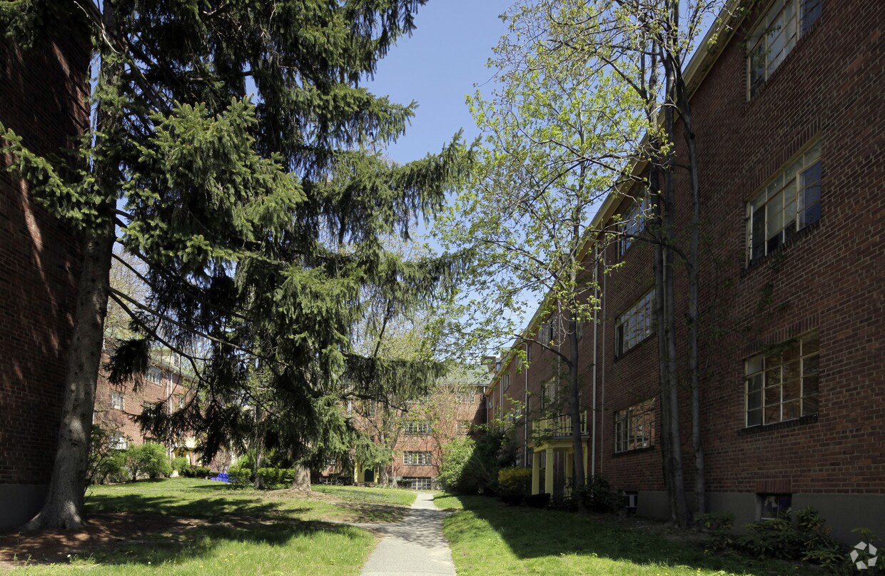 106 - 116 Longwood Ave - 106-116 Longwood Ave