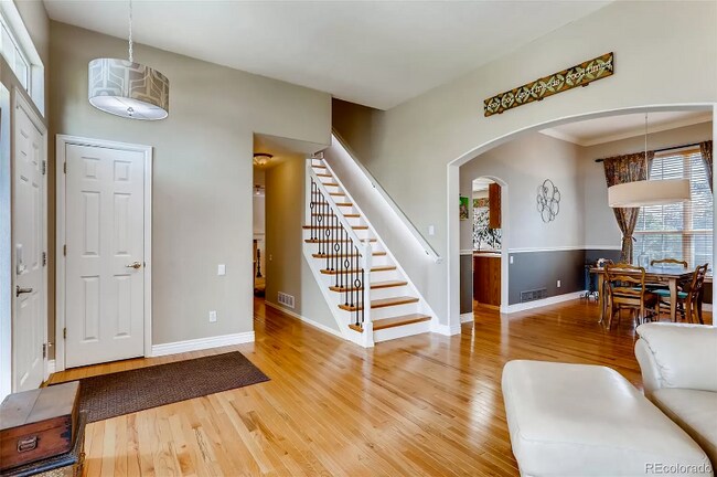Building Photo - 10134 White Oak Way