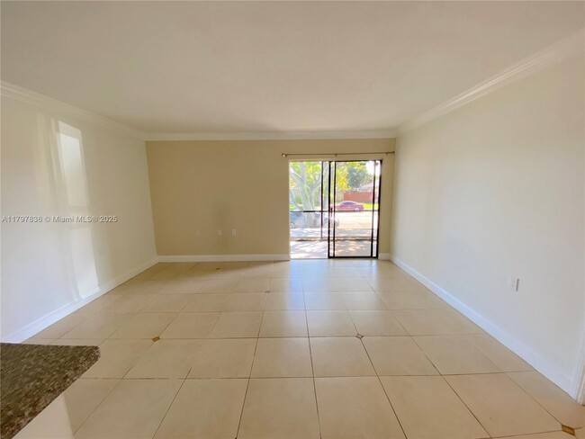 Foto del edificio - 19800 SW 103rd Ct