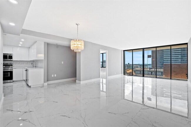Foto del edificio - 780 NE 69th St