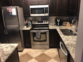Building Photo - 1437 Thrush Pl