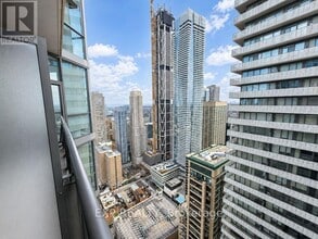 Building Photo - 45 Charles St E