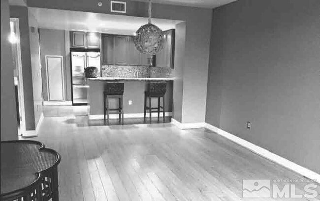 Building Photo - 50 N Sierra St