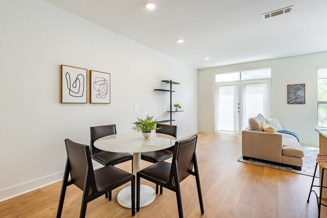 Foto del edificio - 2137 Pelham Dr