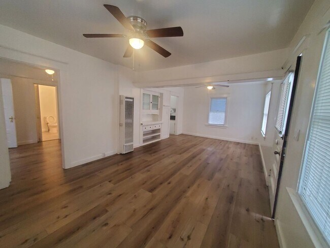 Building Photo - 448 Fillmore St