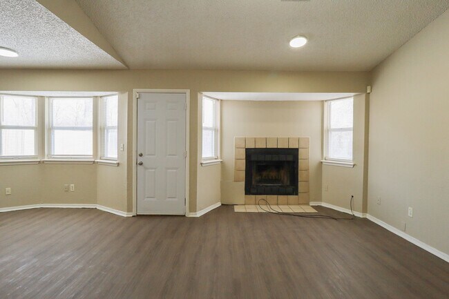 Foto del edificio - 3 Bed | 1 Bath in East Tulsa!