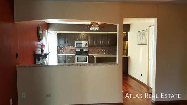 Foto del edificio - 6406 E Bates Ave