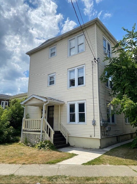 Primary Photo - 43 Mendelssohn St
