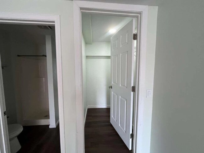Interior Photo - 732 E. Santa Clara St.