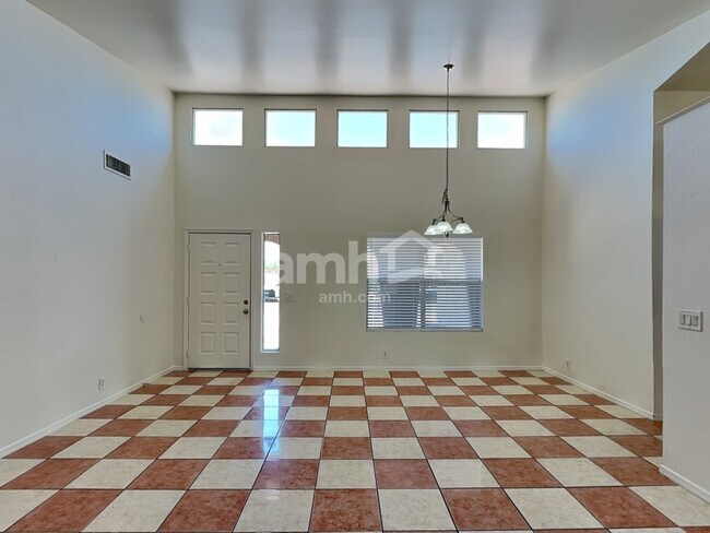Building Photo - 8143 W Krall St