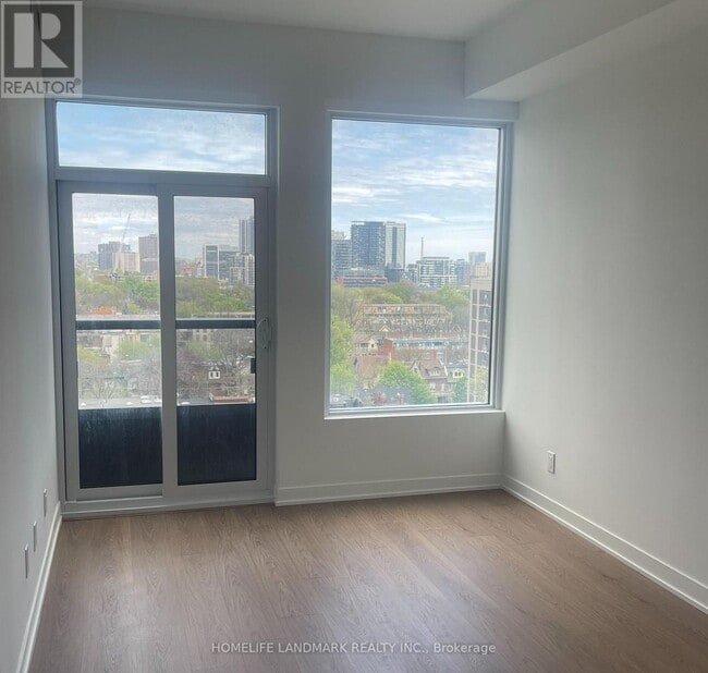 Building Photo - 319 Jarvis St