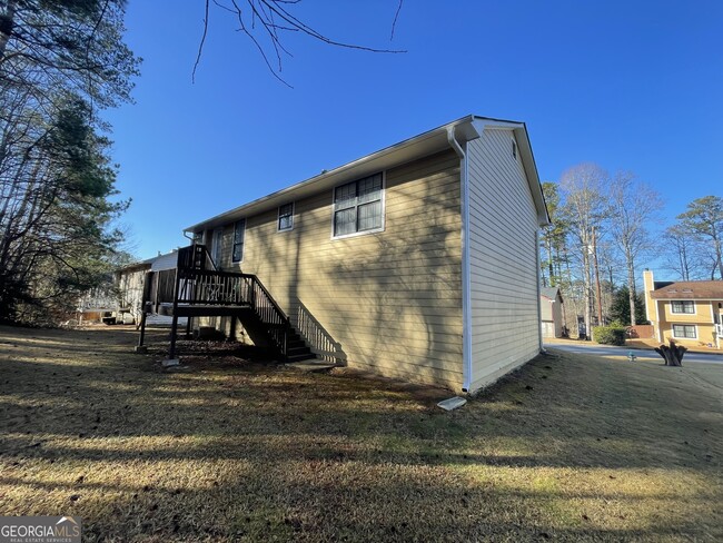 Foto del edificio - 6205 Littleton Dr