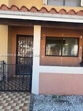 Building Photo - 2740 W 63rd St