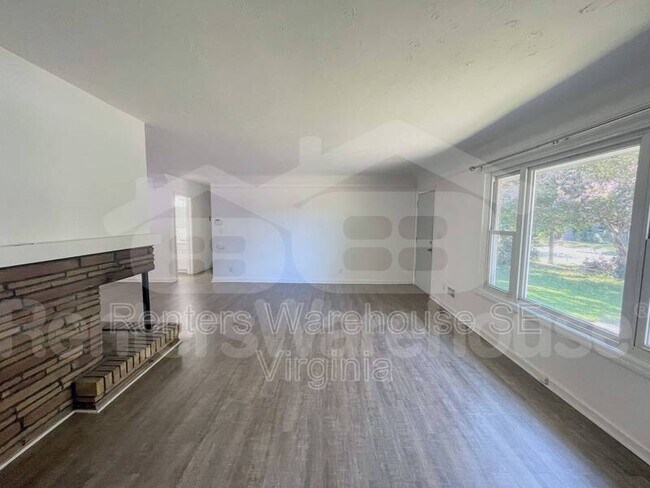 Building Photo - 7710 Nancy Dr
