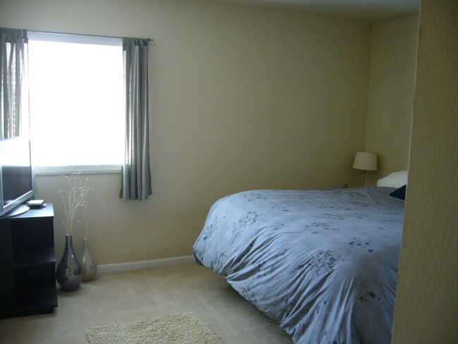 Building Photo - 1340 Keeney Way