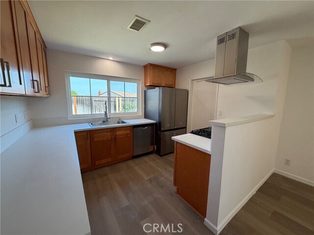 Foto del edificio - 19319 Pilario St