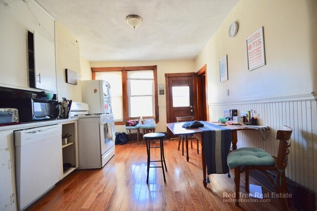 Foto del edificio - 145 Marcella St