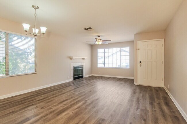 Foto del edificio - 8771 W Ocotillo Rd