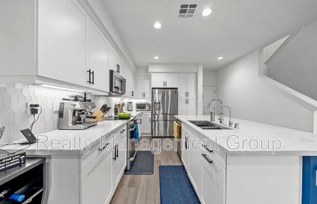 Foto del edificio - 8714 Aruba Ln
