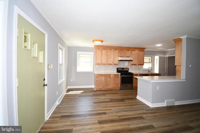 Foto del edificio - 1005 Woodsdale Rd