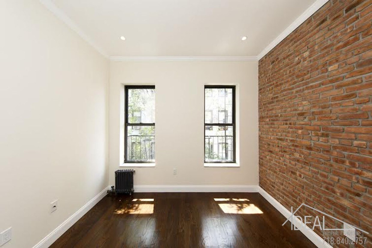 Primary Photo - 350 11th St