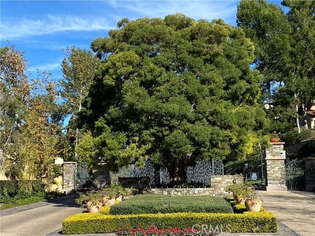 Building Photo - 1 Tivoli Ct