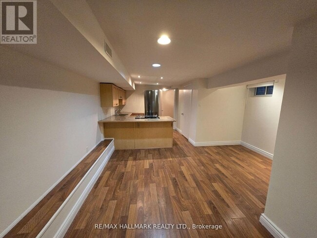 Photo du bâtiment - 94 Galt Ave