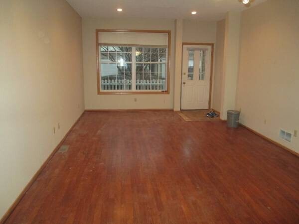 Foto del edificio - 2 bed updated maple grove rental! Don't mi...