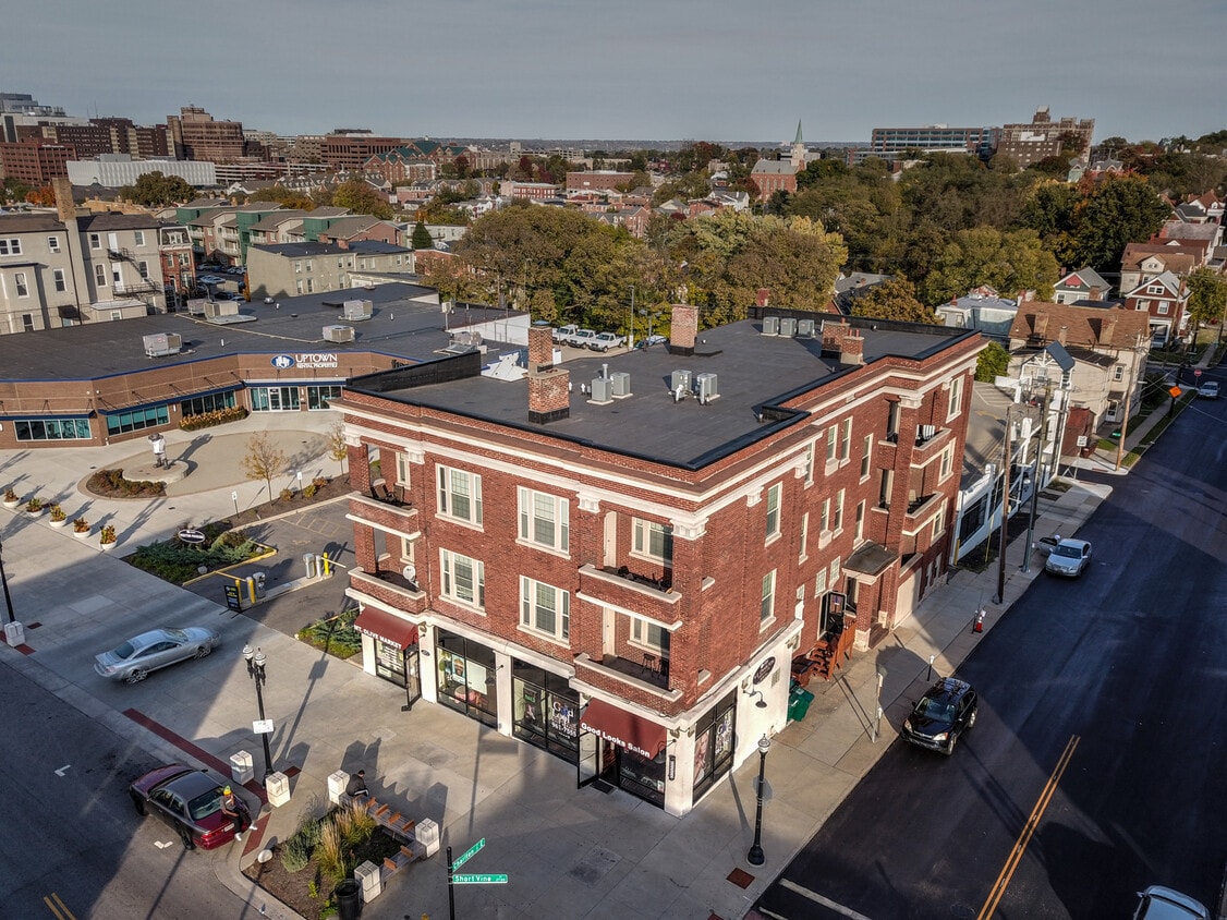 Photo - 4 E Charlton St (Cincinnati, OH)