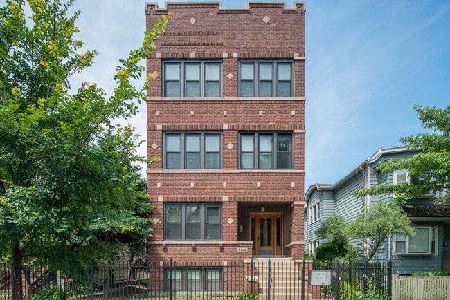Building Photo - 2448 N Campbell Ave