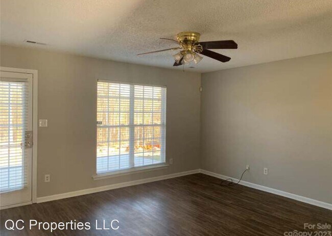 Foto del edificio - 3 br, 2 bath House - 11211 Gold Pan Rd