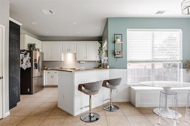 Foto del edificio - 5517 Fort Benton Dr