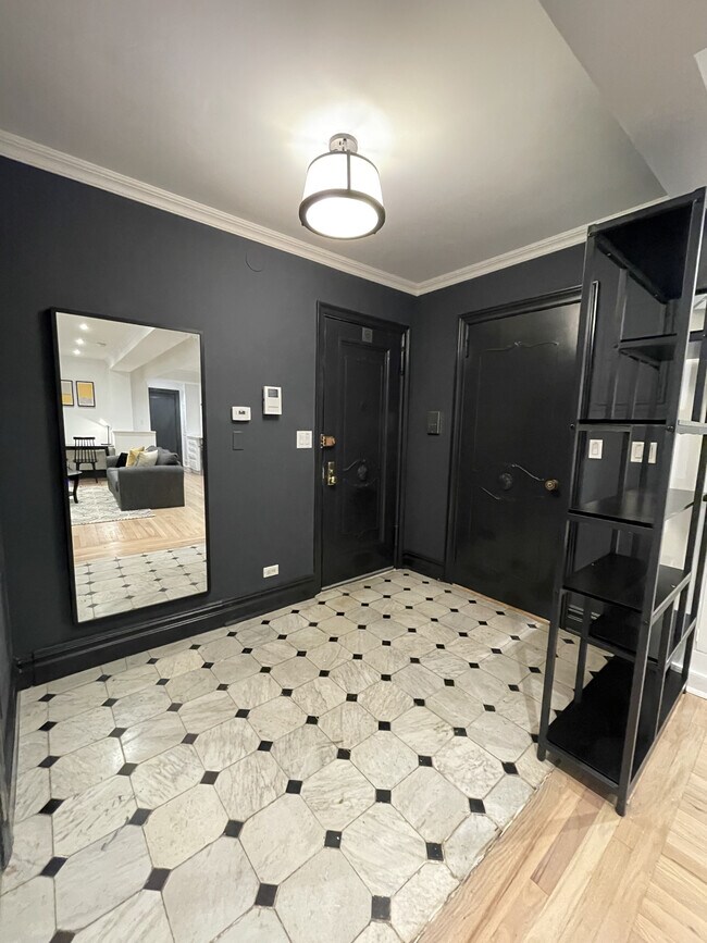 Foto del edificio - 115 E 37th St