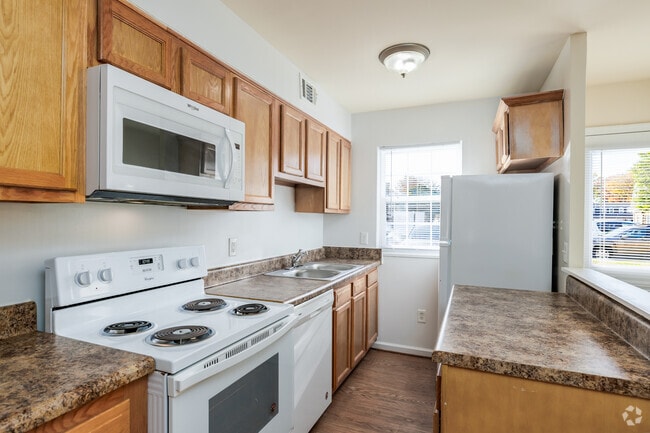 Interior Photo - Christopher Crossing