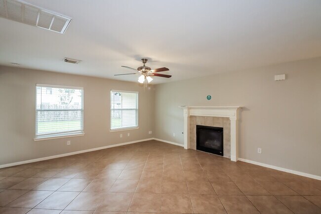 Foto del edificio - 2427 Ranch Hollow Ct