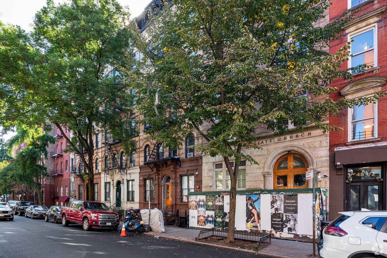 Building Photo - 52 E 7th St