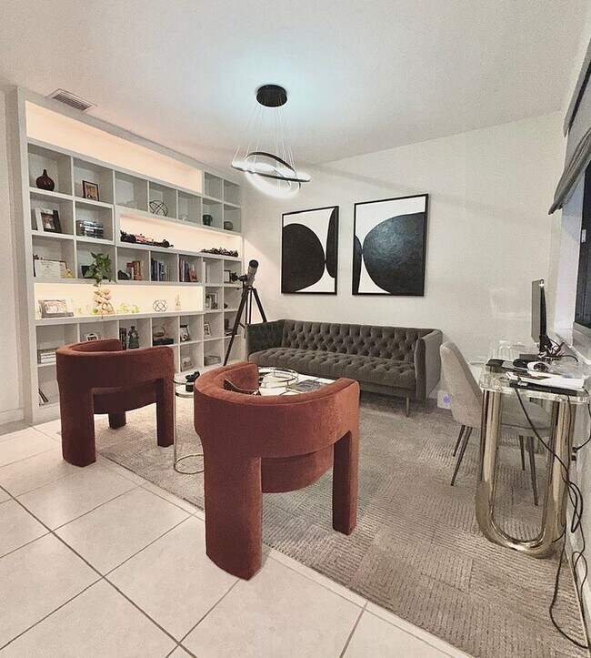 Foto del edificio - 21423 NE 2nd Pl