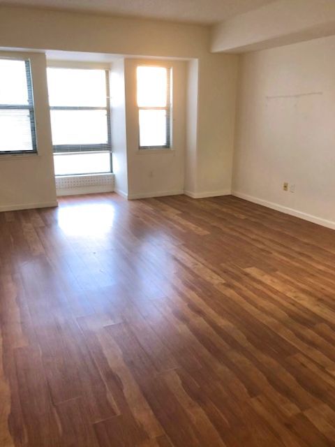 Foto principal - 988 Franklin St