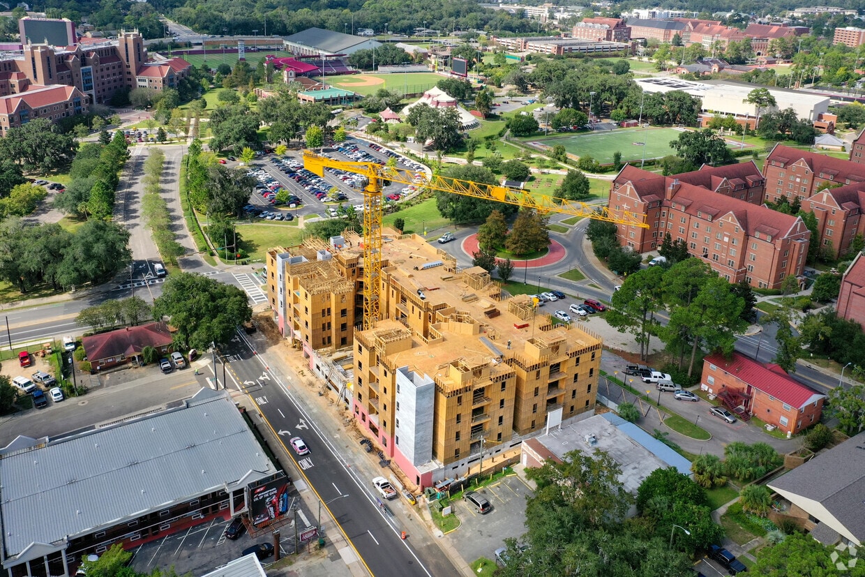 Looking NW - StateHouse Varsity