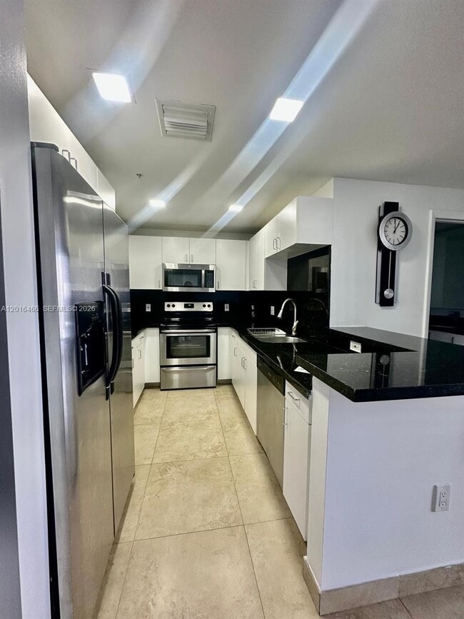Foto del edificio - 185 SE 14th Terrace