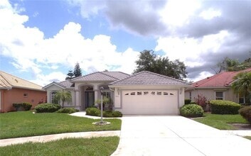 Building Photo - 2732 Royal Palm Dr