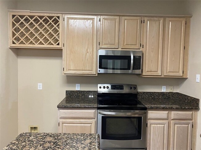 Building Photo - 4523 Wavertree Dr