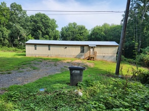 Building Photo - 306 Gethsemane Dr