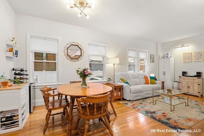 Foto del edificio - 6 Oakland St