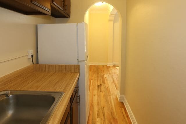 Foto del edificio - 430 W Roscoe St