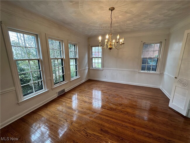 Foto del edificio - 3645 Norwood Rd