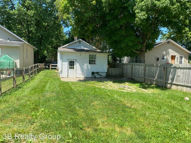 Building Photo - 2 br, 1 bath House - 404 N Finley St.