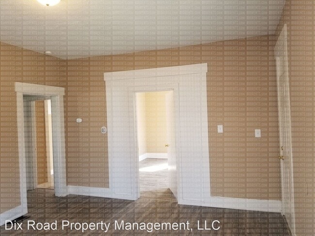 Building Photo - 2 br, 1 bath House - 2015 Howard Street,