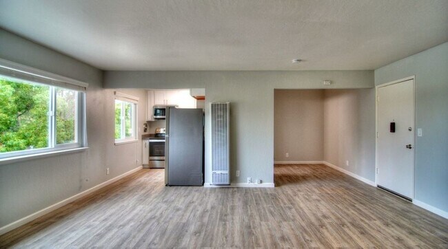 Building Photo - 2240 Angela Ct