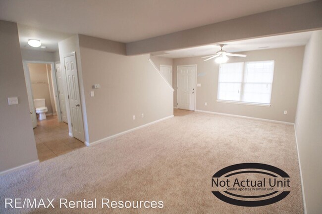 Building Photo - 4 br, 3 bath House - 4018 Snowy Owl Dr